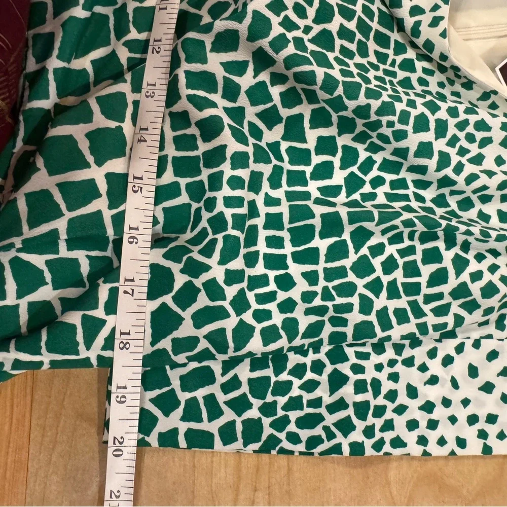 Derby Dress Chic Green Patterned Mini Dress - Picture 10 of 11